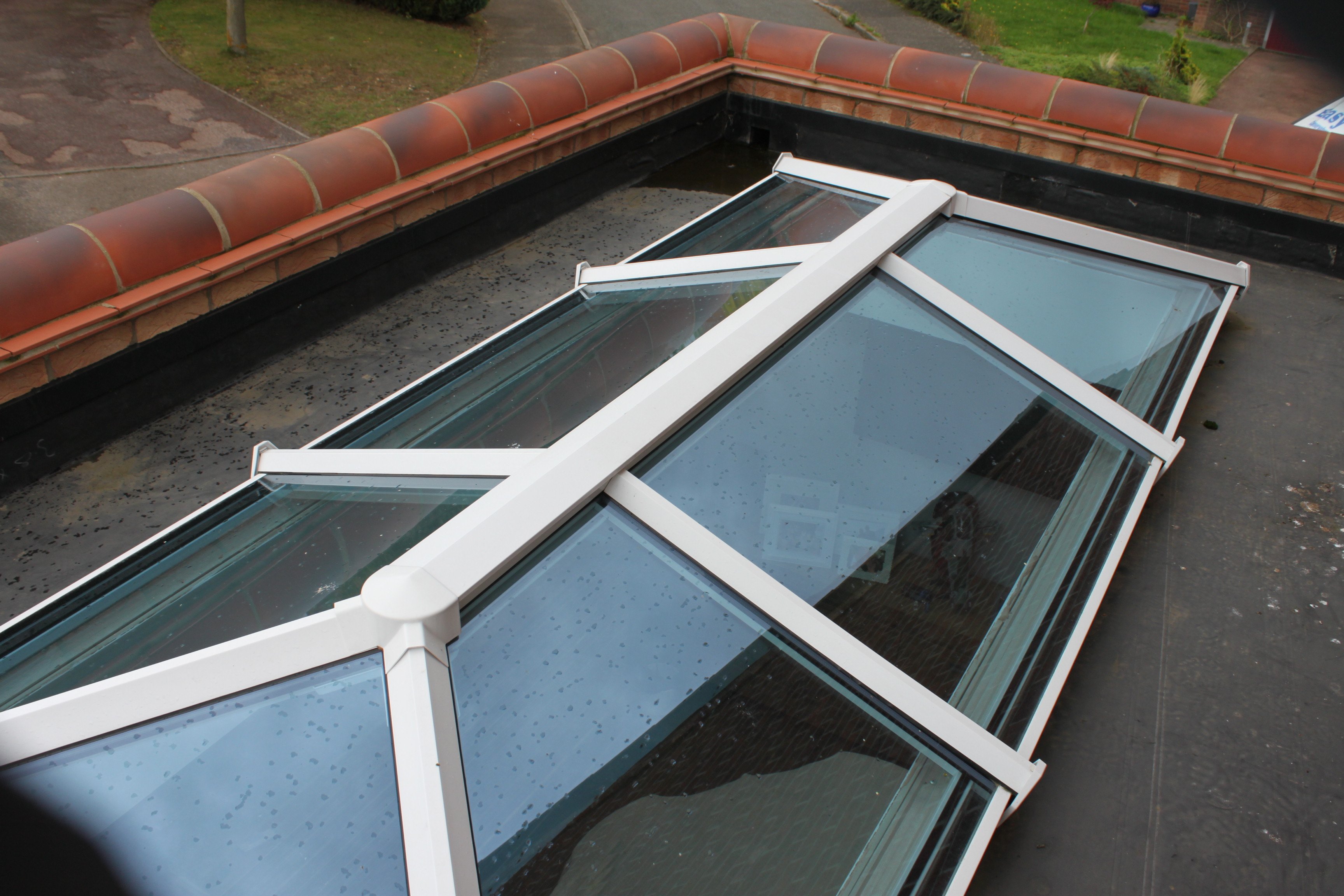 skypod roof lantern white